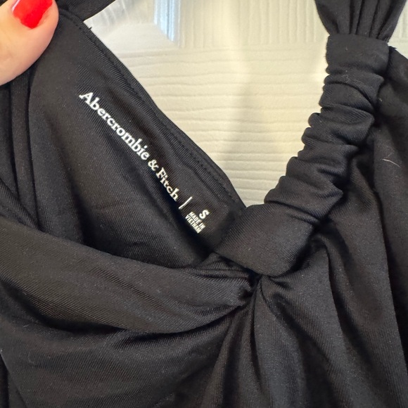 Abercrombie Black One-Shoulder Top - Picture 3 of 3